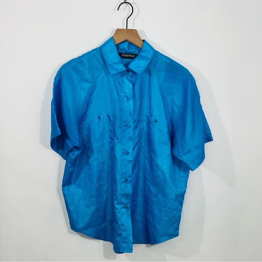 Ashleigh Morgan Satin Button Down Collared Top Short Sleeve Vibrant Blue Size M